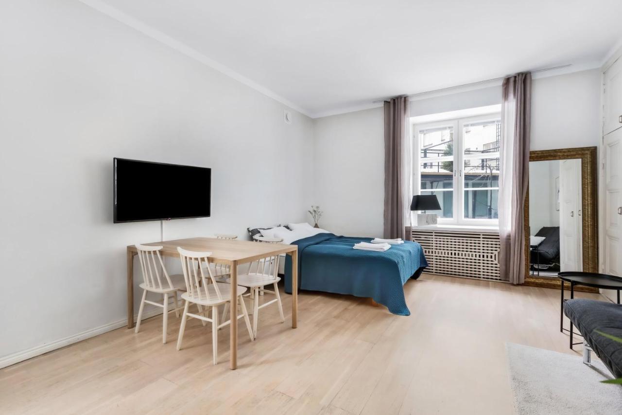 Wehost Modern Scandinavian In Trendy Kallio Helsinki