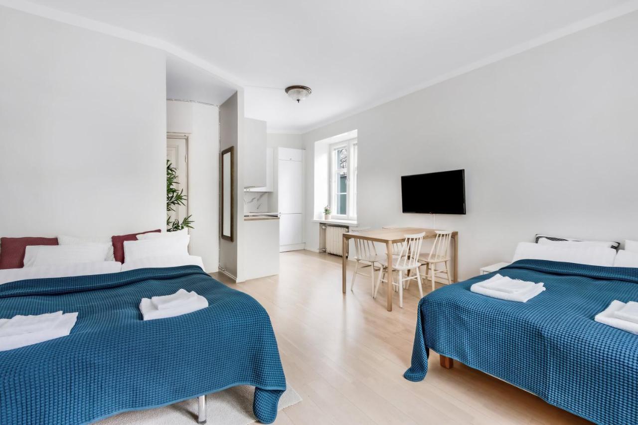 Wehost Modern Scandinavian In Trendy Kallio Apartment *