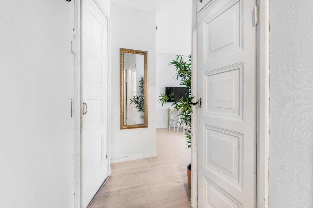 Wehost Modern Scandinavian In Trendy Kallio * Helsingfors